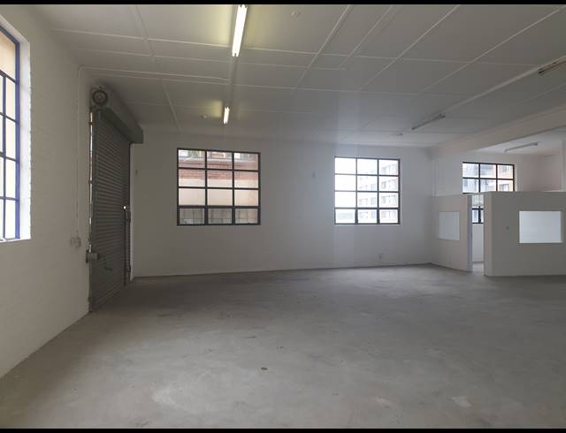 448M² WAREHOUSE TO LET IN OBSERVATORY